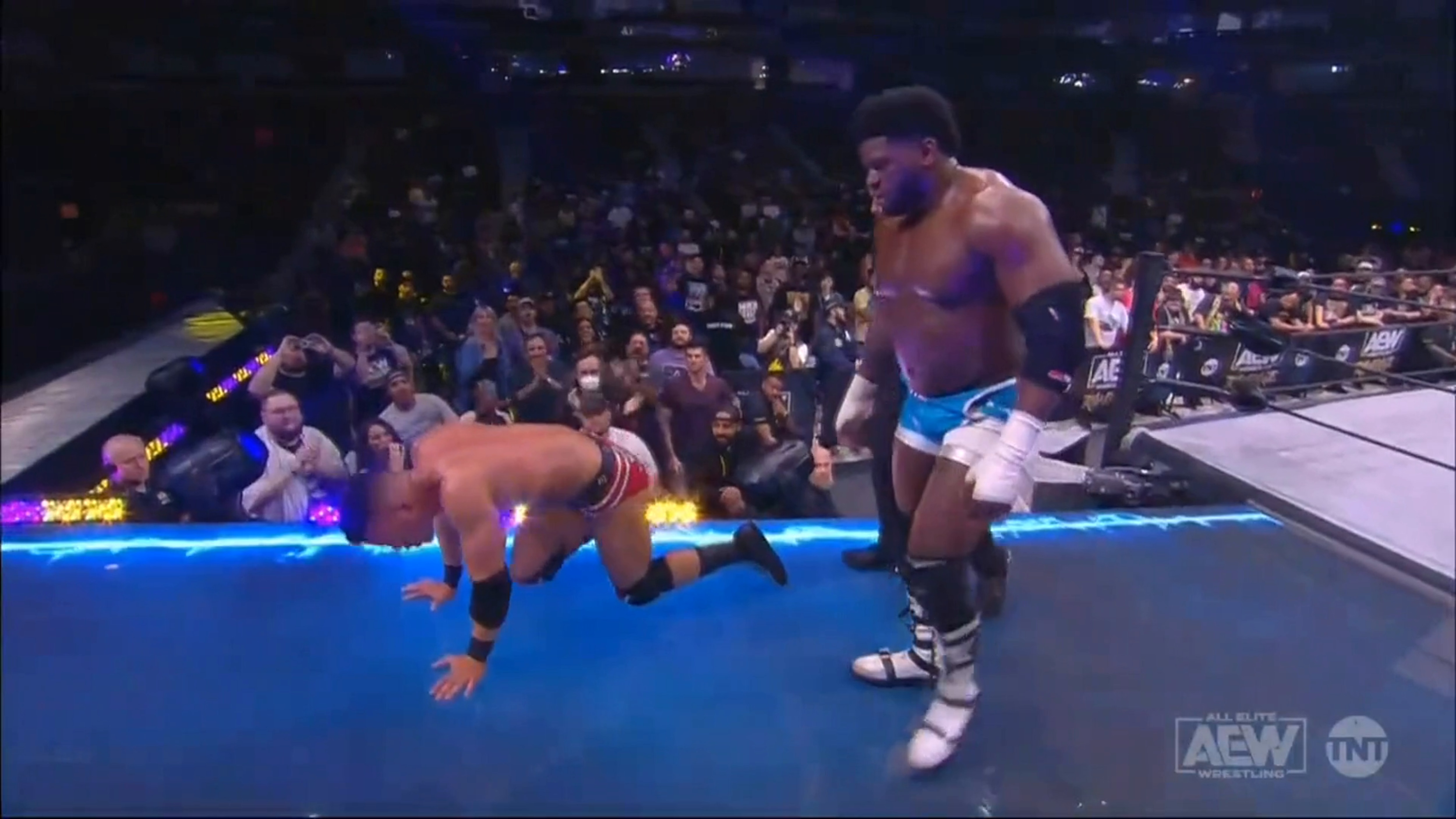 MFTM: Ricky Starks And Powerhouse Hobbs Battle In Brutal Lights Out Match  09/23/22 | TNTdrama.com